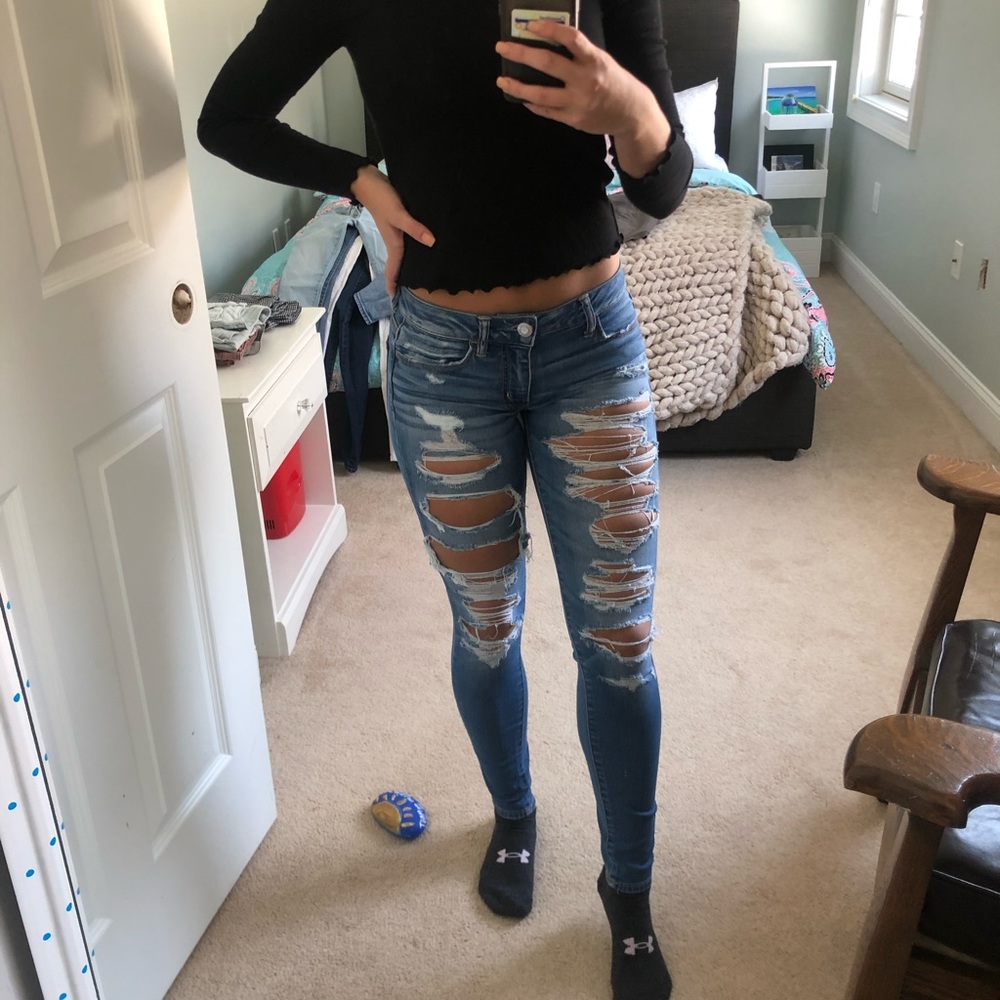 AE Ripped Jeans
